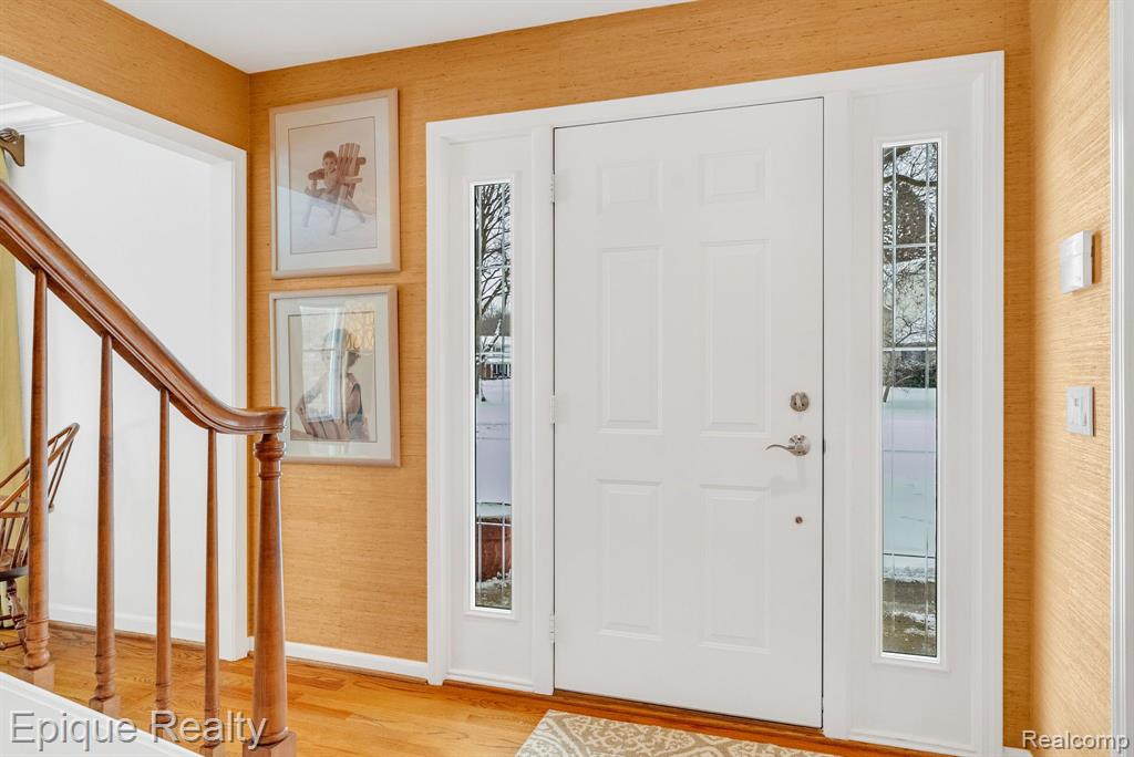 8378 Old Plank Road