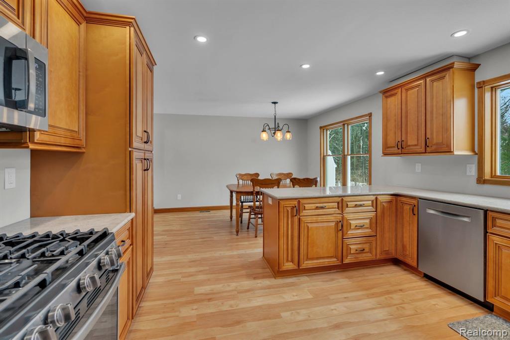 3558 Brighton Road