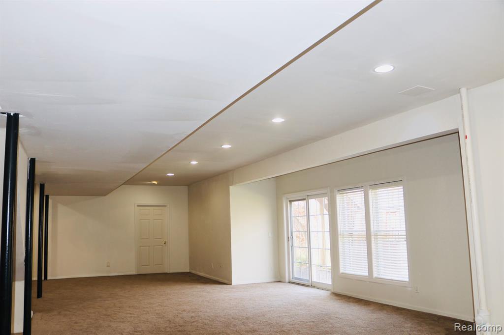 5234 Creekmonte Drive