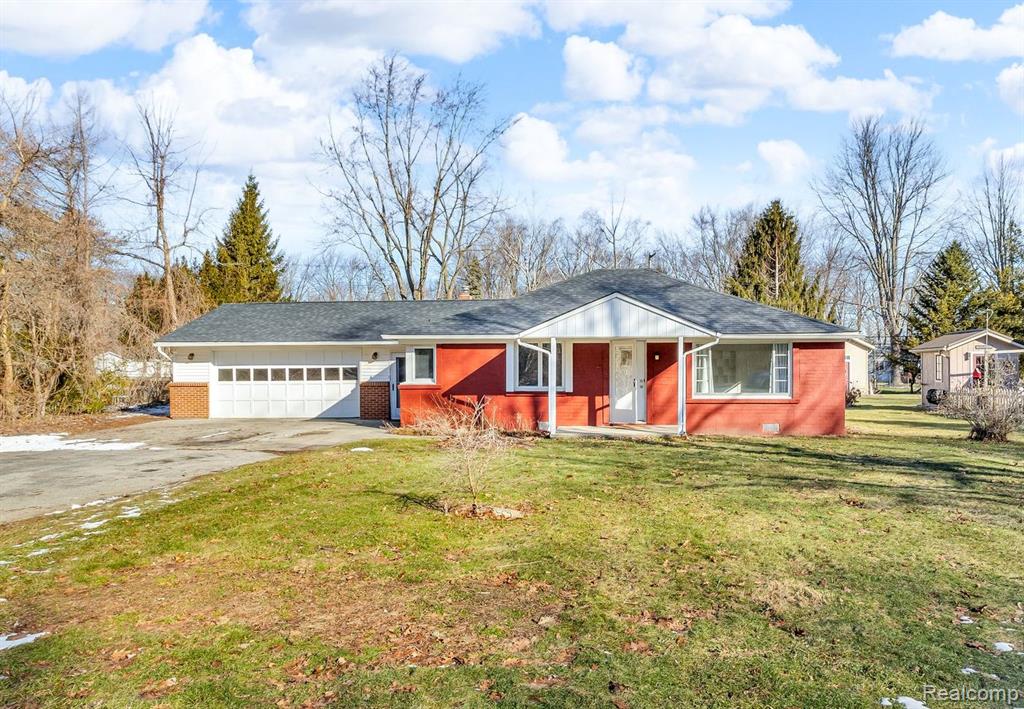 3318 Metcalf Road