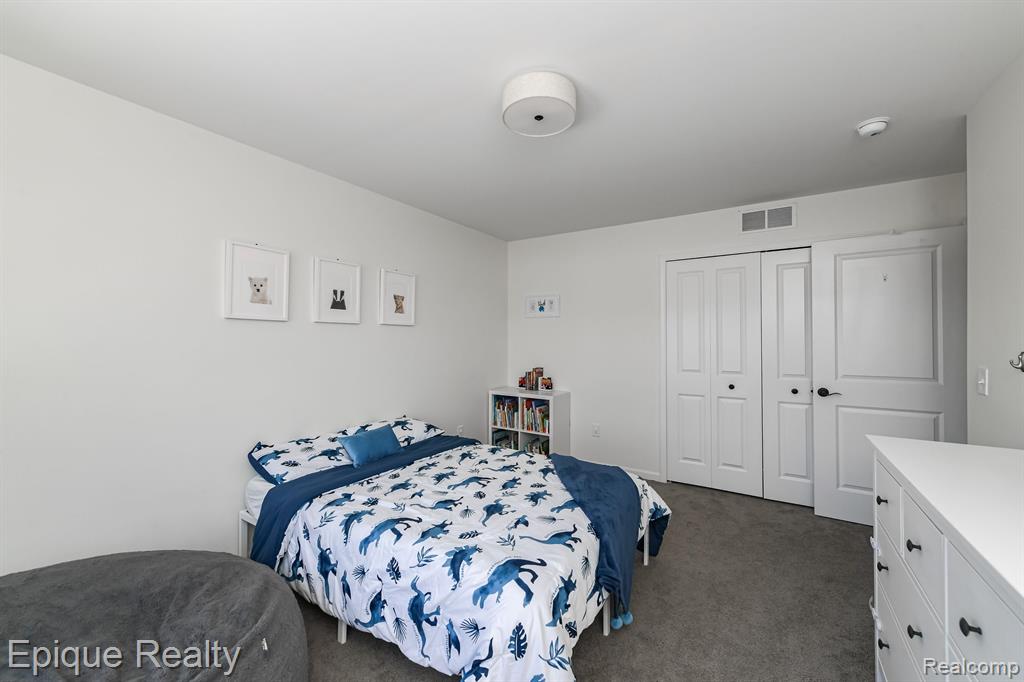 4314 Rolling Meadow Lane