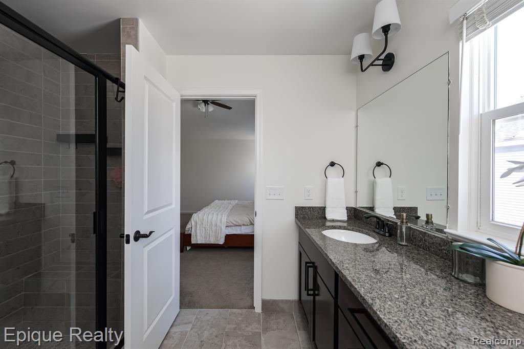 4314 Rolling Meadow Lane
