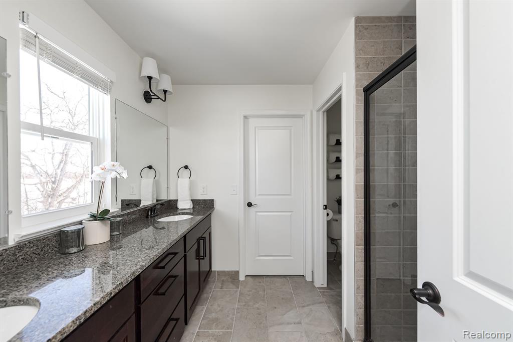 4314 Rolling Meadow Lane
