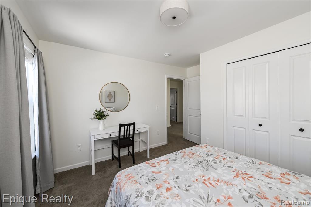 4314 Rolling Meadow Lane