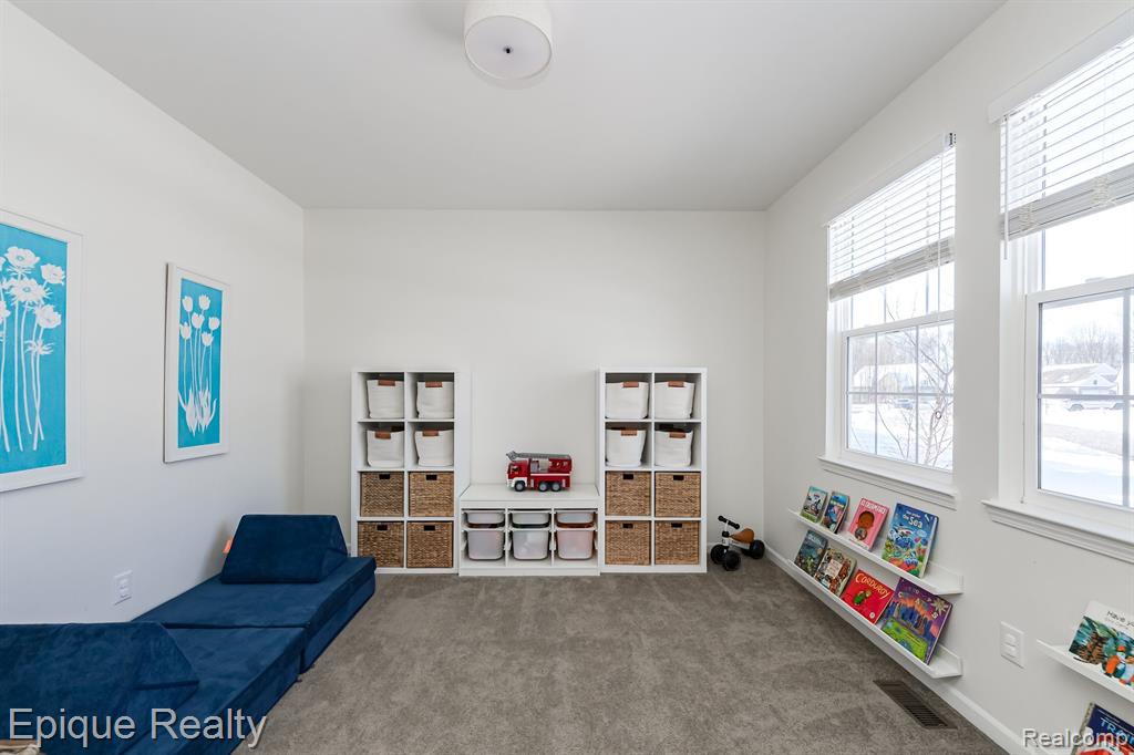 4314 Rolling Meadow Lane