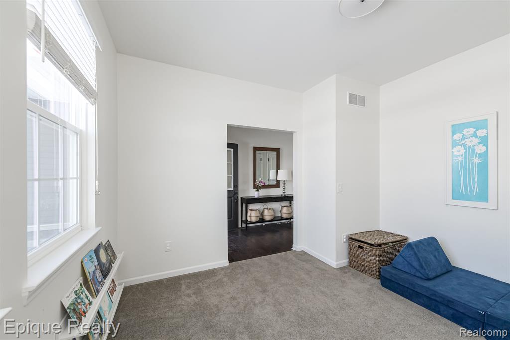 4314 Rolling Meadow Lane