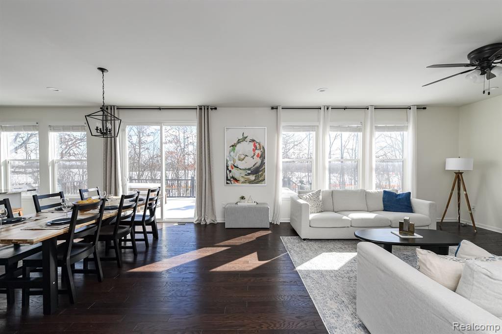 4314 Rolling Meadow Lane