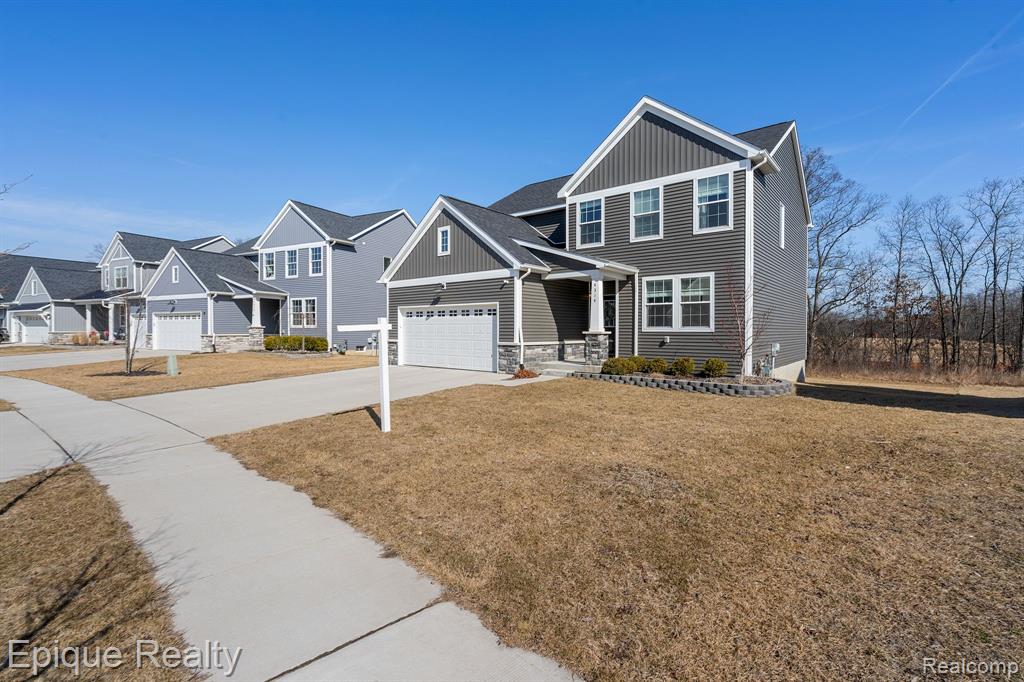 4314 Rolling Meadow Lane