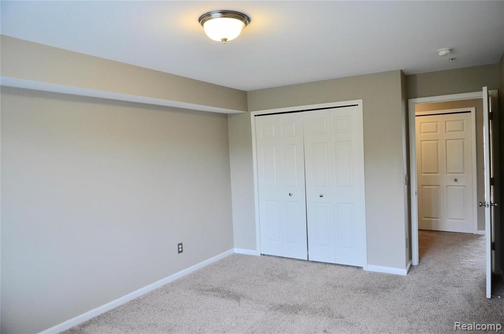 1133 Foxboro Drive