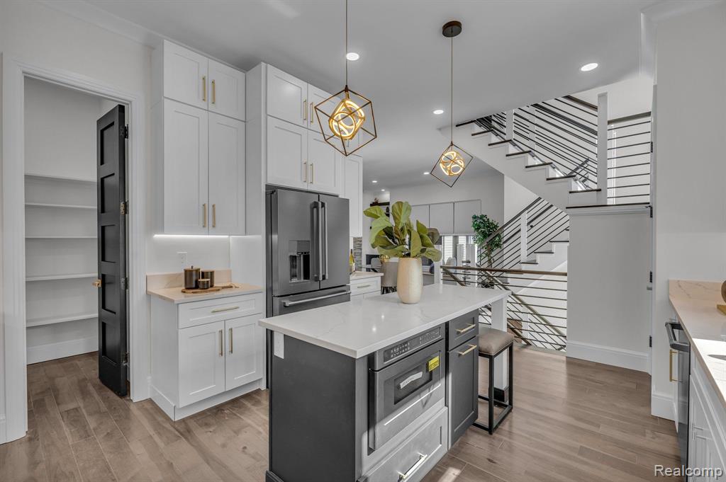 517 Catalpa Drive