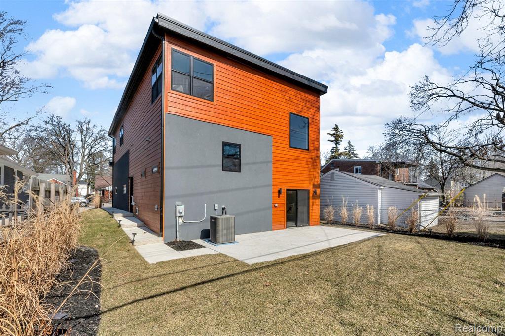 517 Catalpa Drive