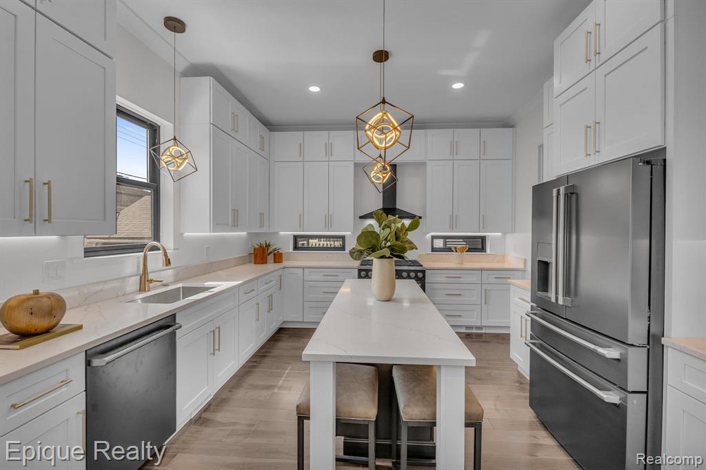 517 Catalpa Drive