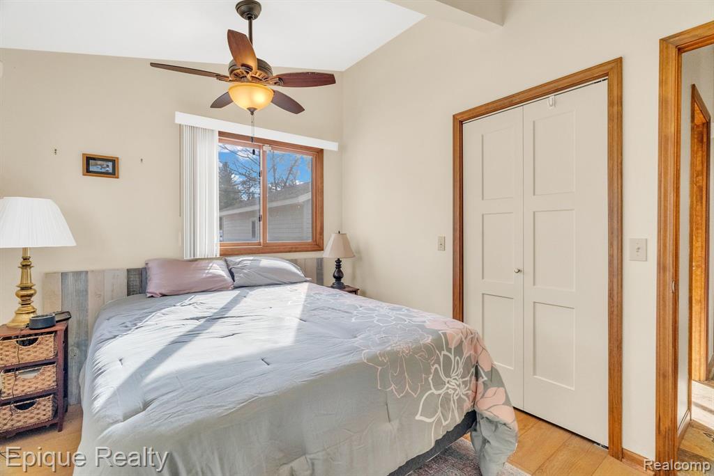 1617 S Ogemaw Trail