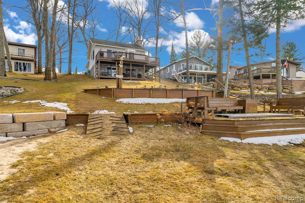 1617 S Ogemaw Trail