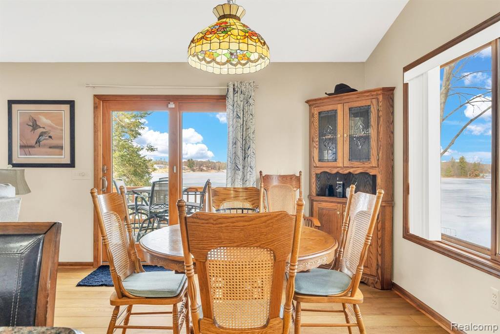 1617 S Ogemaw Trail