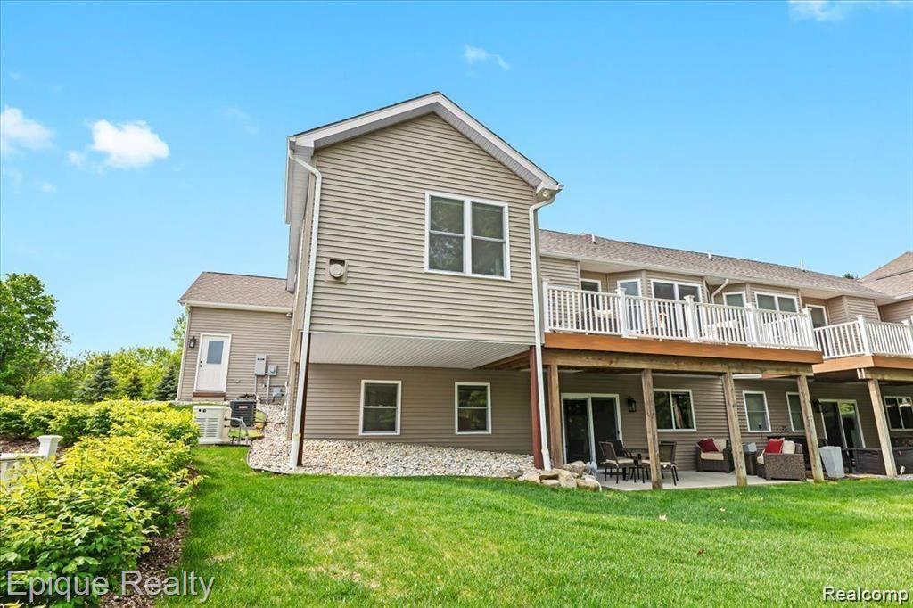 70 Fox Hollow Drive