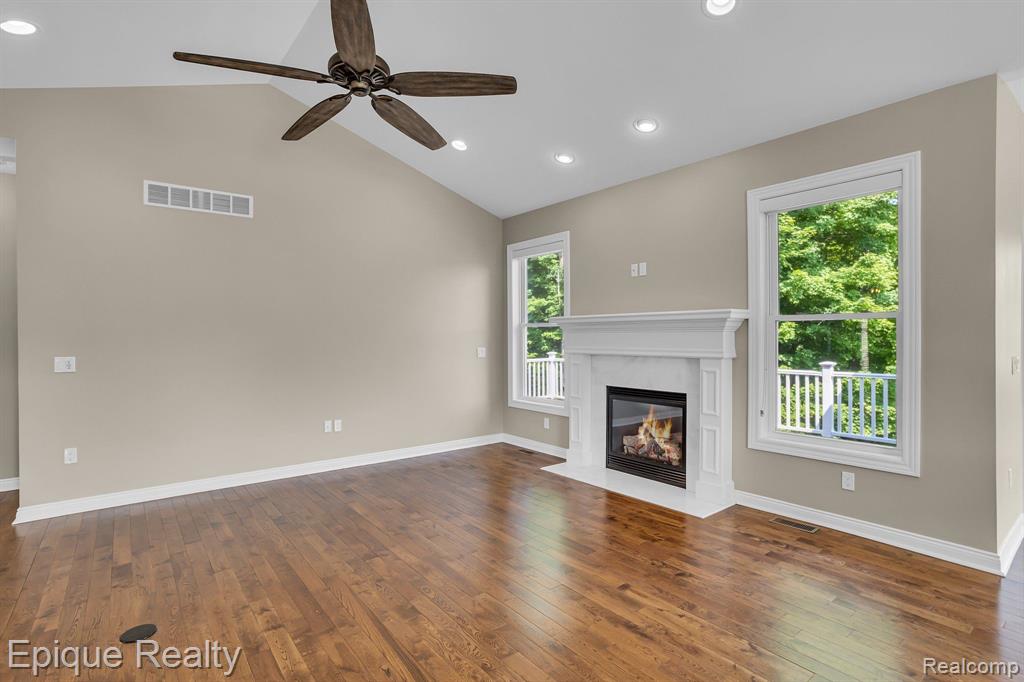 70 Fox Hollow Drive