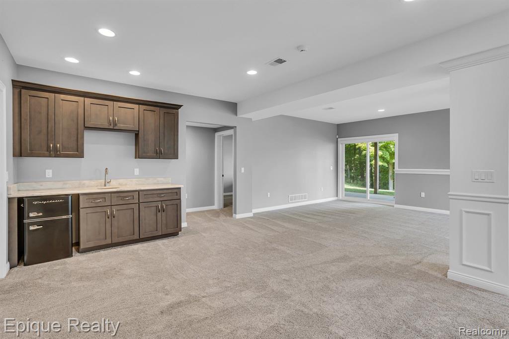 70 Fox Hollow Drive