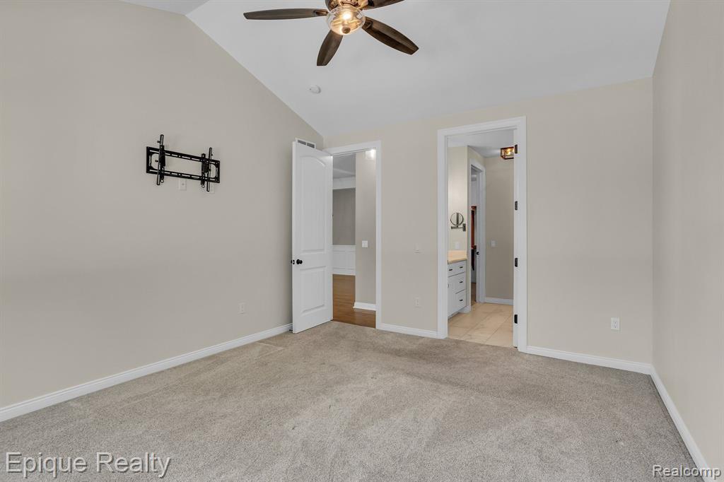 70 Fox Hollow Drive