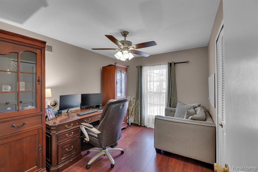 1167 Pine Ridge