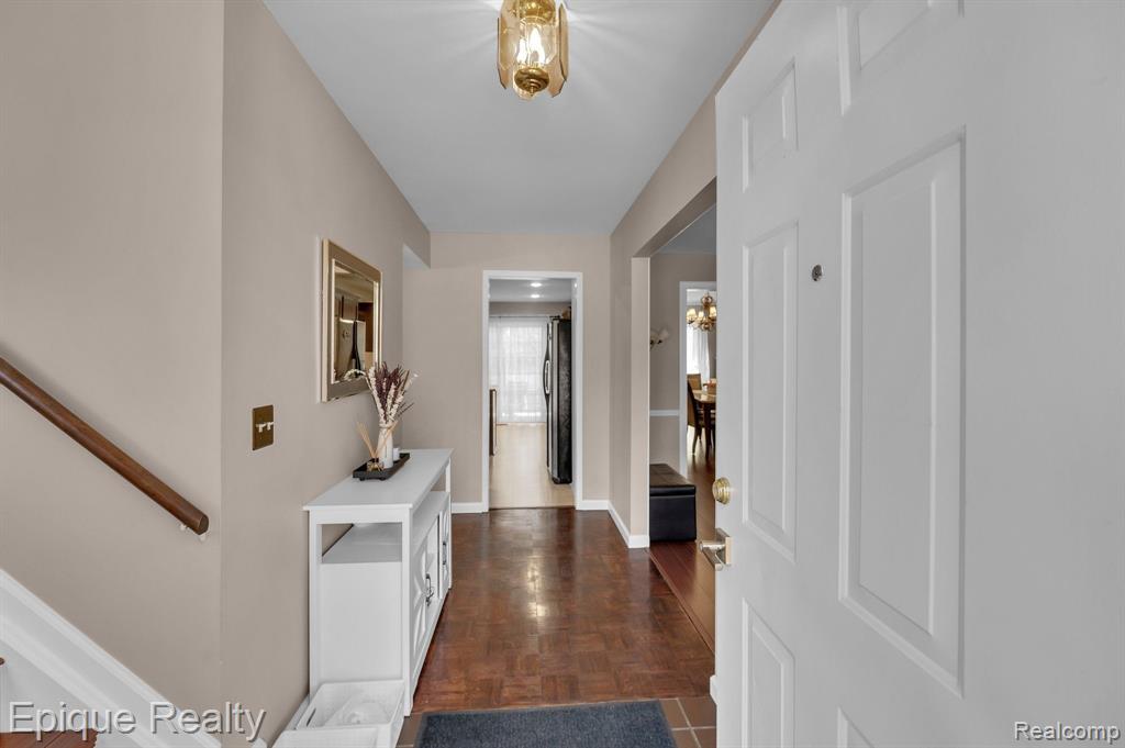 1167 Pine Ridge