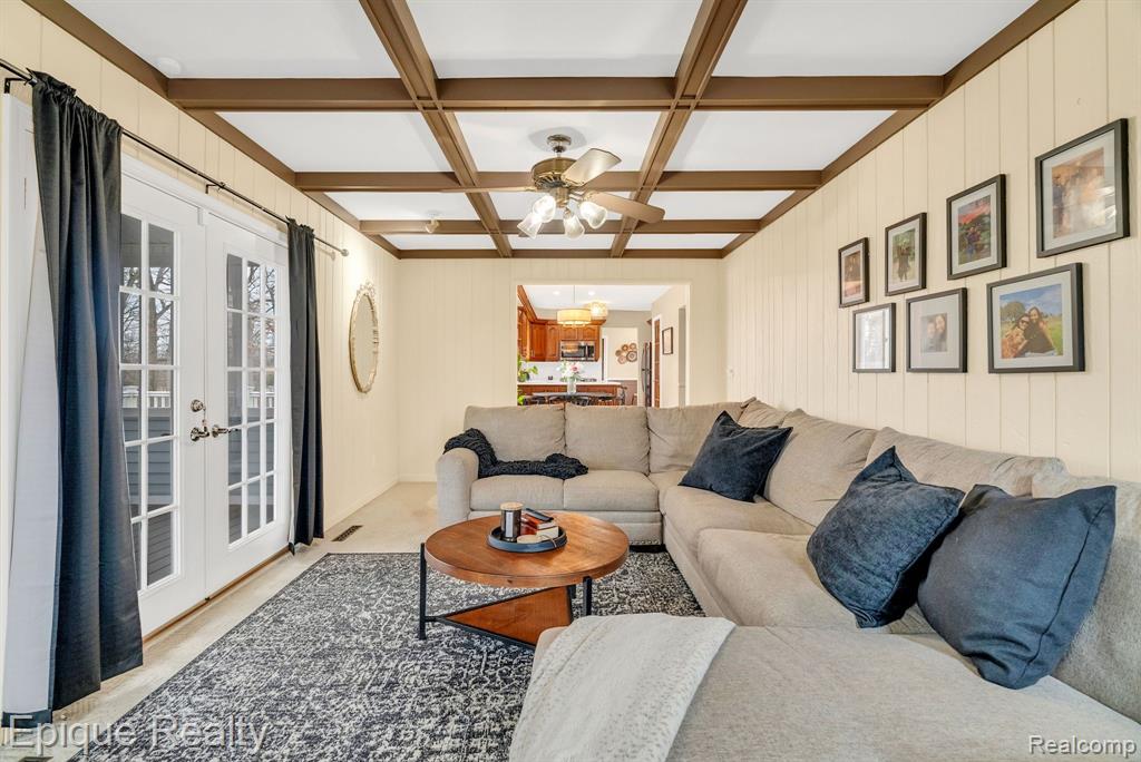 8482 Belle Bluff Drive