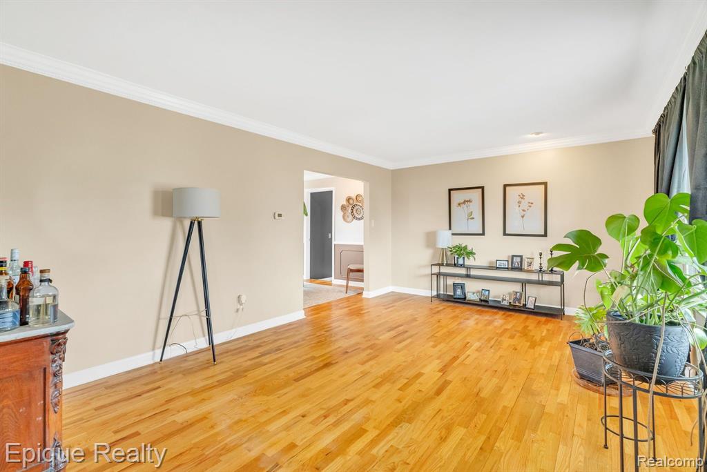 8482 Belle Bluff Drive