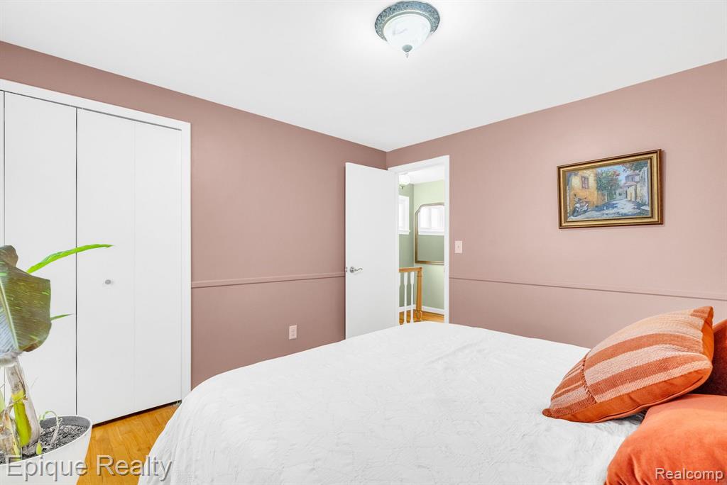 8482 Belle Bluff Drive