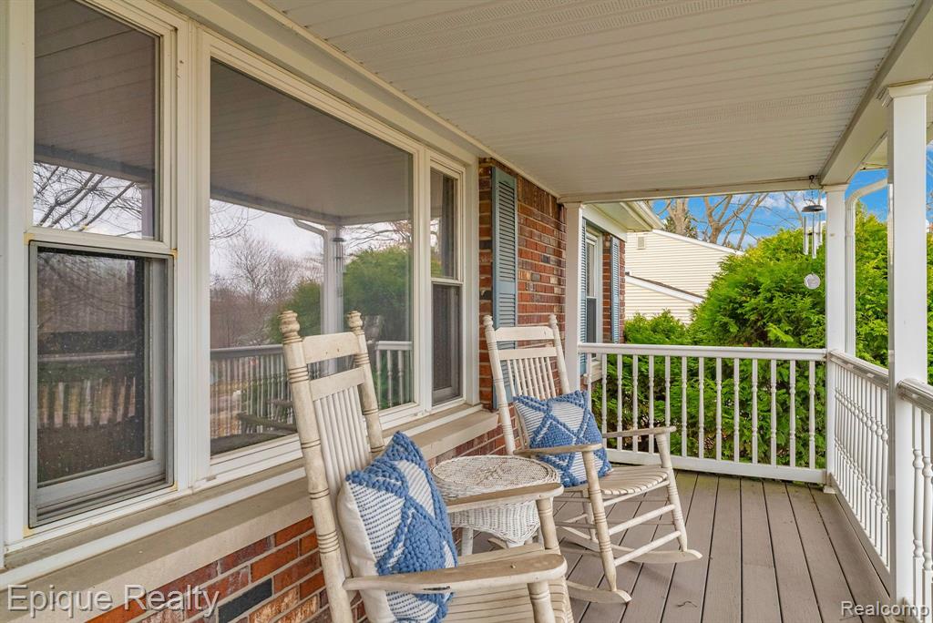 8482 Belle Bluff Drive