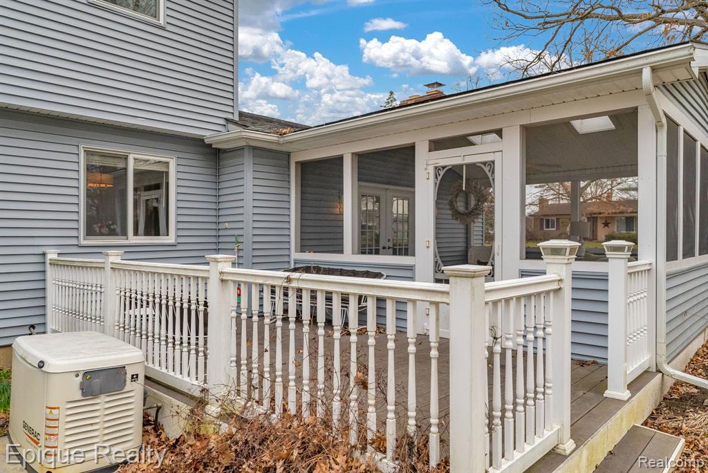 8482 Belle Bluff Drive