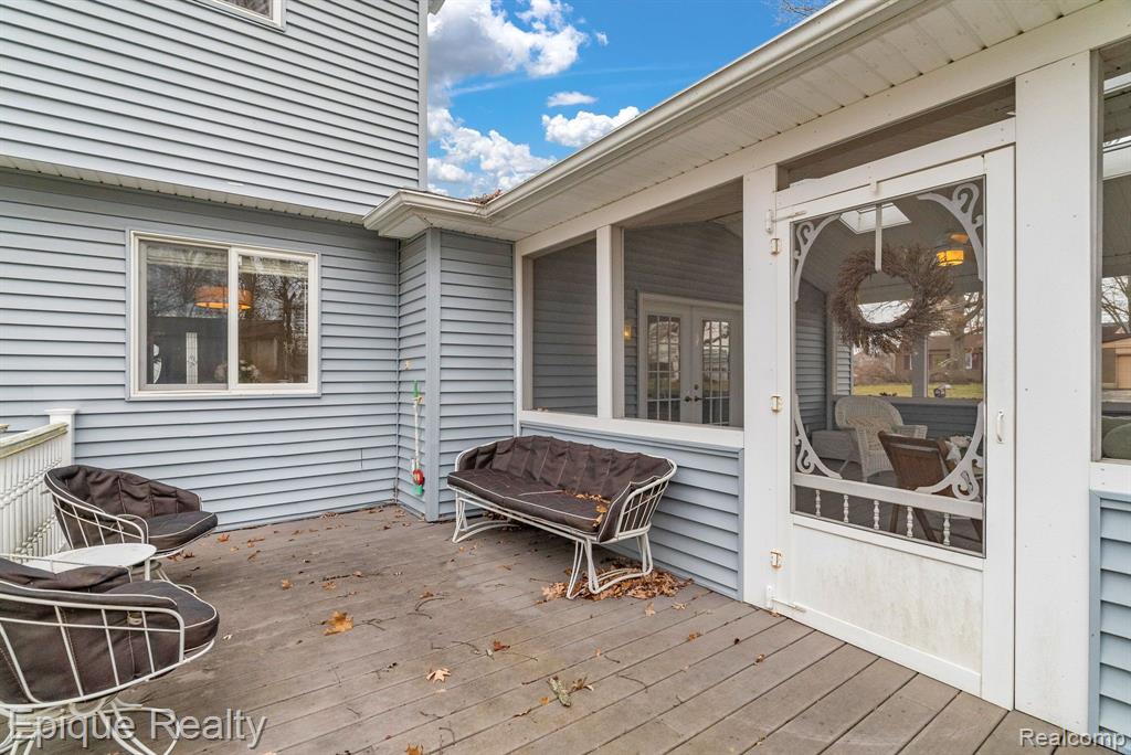 8482 Belle Bluff Drive