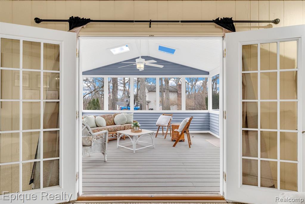 8482 Belle Bluff Drive