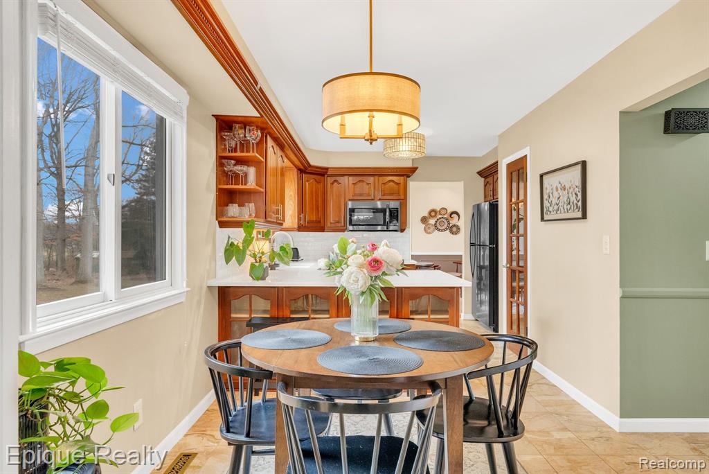 8482 Belle Bluff Drive