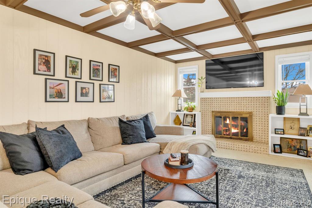 8482 Belle Bluff Drive