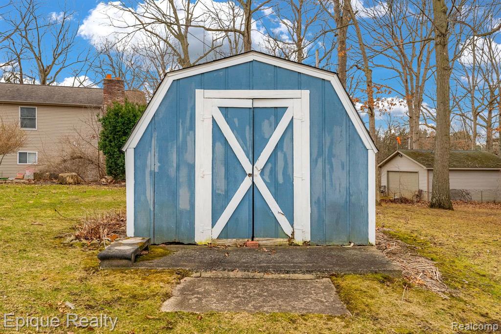 8482 Belle Bluff Drive