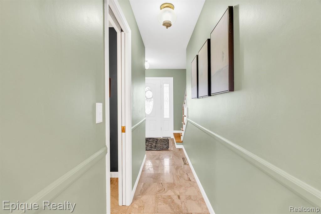 8482 Belle Bluff Drive