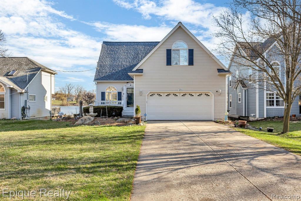 1692 S Newman Road