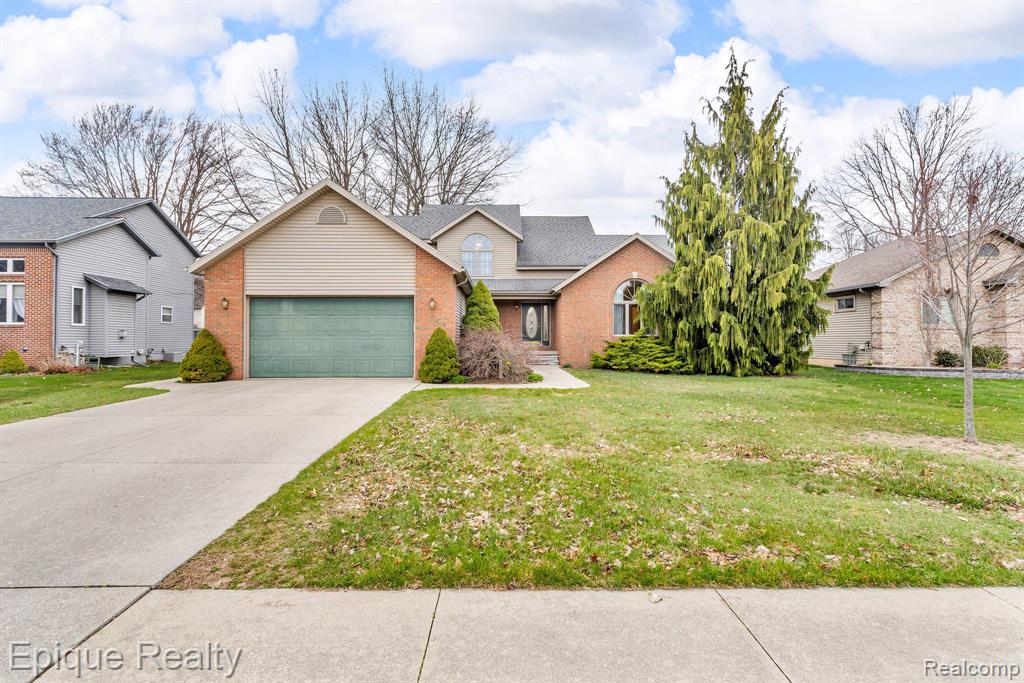 3794 Cedar Ridge Drive