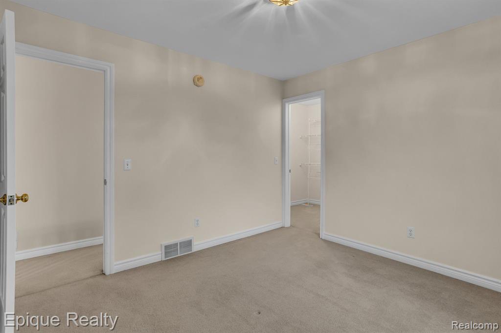 3794 Cedar Ridge Drive