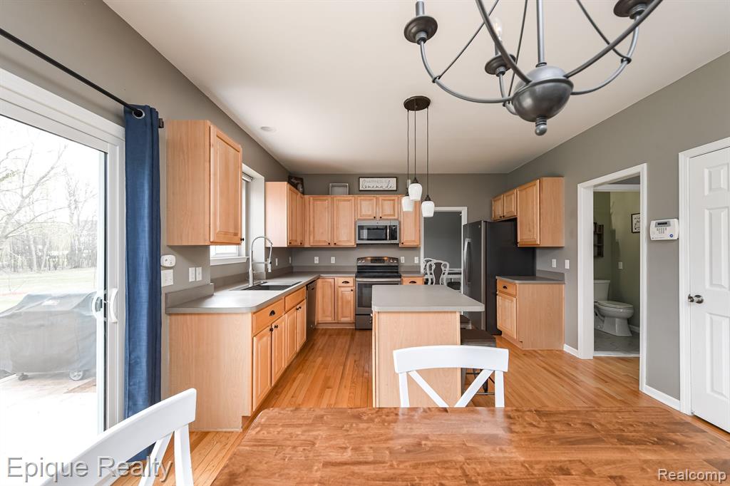 6249 Cherrywood Drive