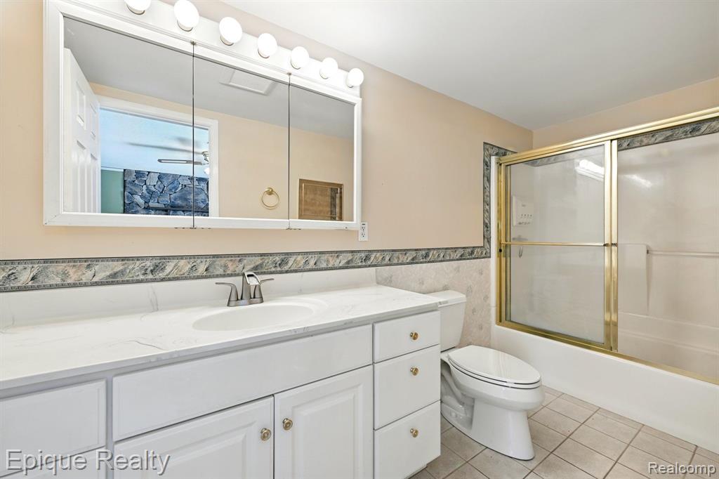 28580 Perryville Way