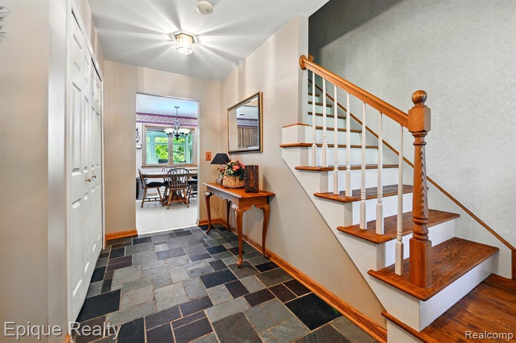 37232 Kelly Road
