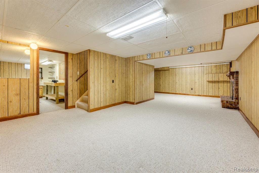 3597 Old Farm Lane