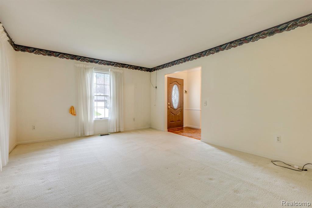 3597 Old Farm Lane