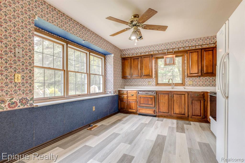 3597 Old Farm Lane