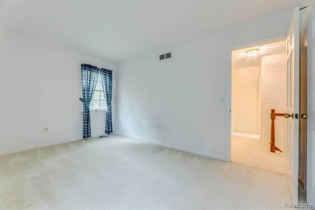 3597 Old Farm Lane
