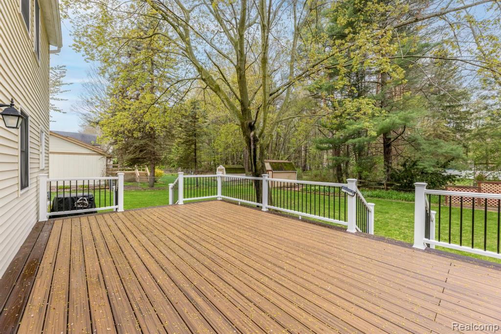 3597 Old Farm Lane