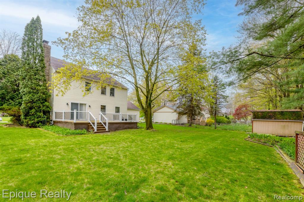 3597 Old Farm Lane