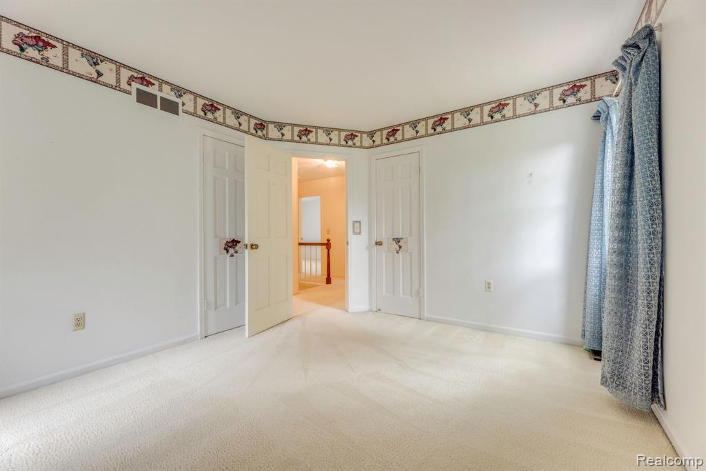 3597 Old Farm Lane