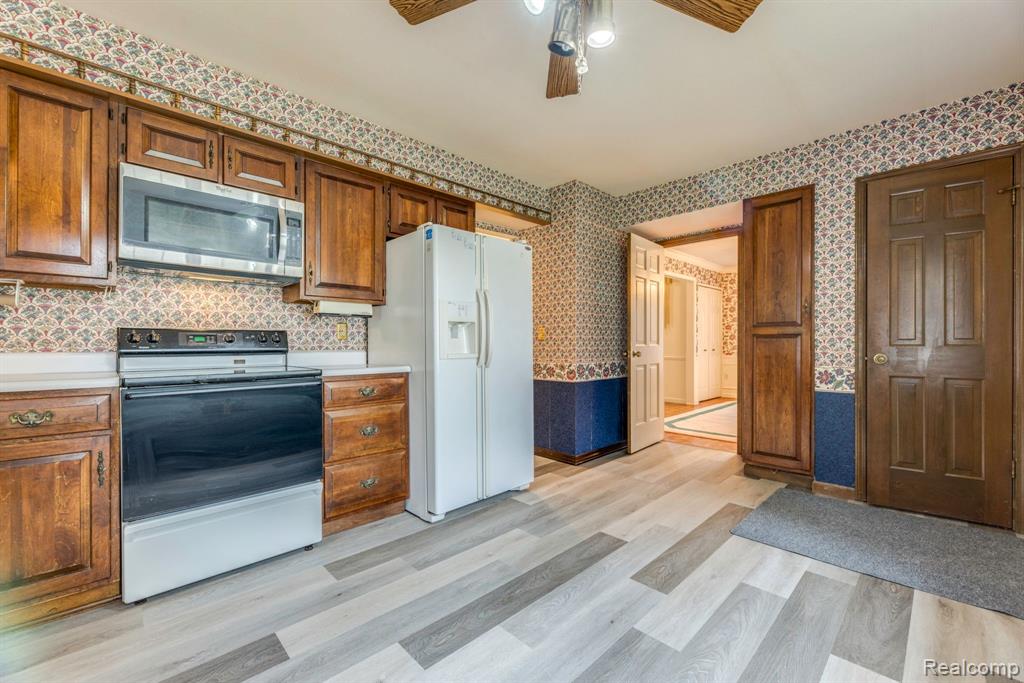 3597 Old Farm Lane